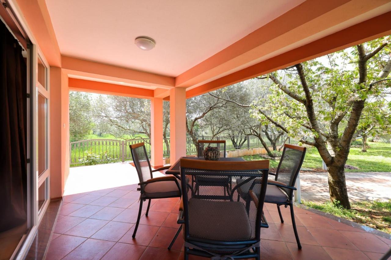 Holiday Home Cvita Sukošan Εξωτερικό φωτογραφία
